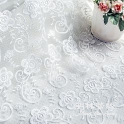布碼蕾絲-法式浪漫婚禮花朵圖騰花邊-寬約145公分(白／米白)