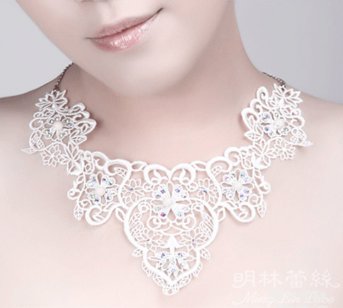 Healthy Lace Oriental-Flowers-Necklace-MIT Made in Taiwan Boutique