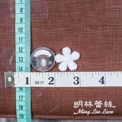 花朵蕾絲-日系手作白花朵花片-長約2.5公分-單朵