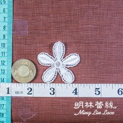 花朵蕾絲-甜美可愛日系米白花朵花片-長約5公分-單朵