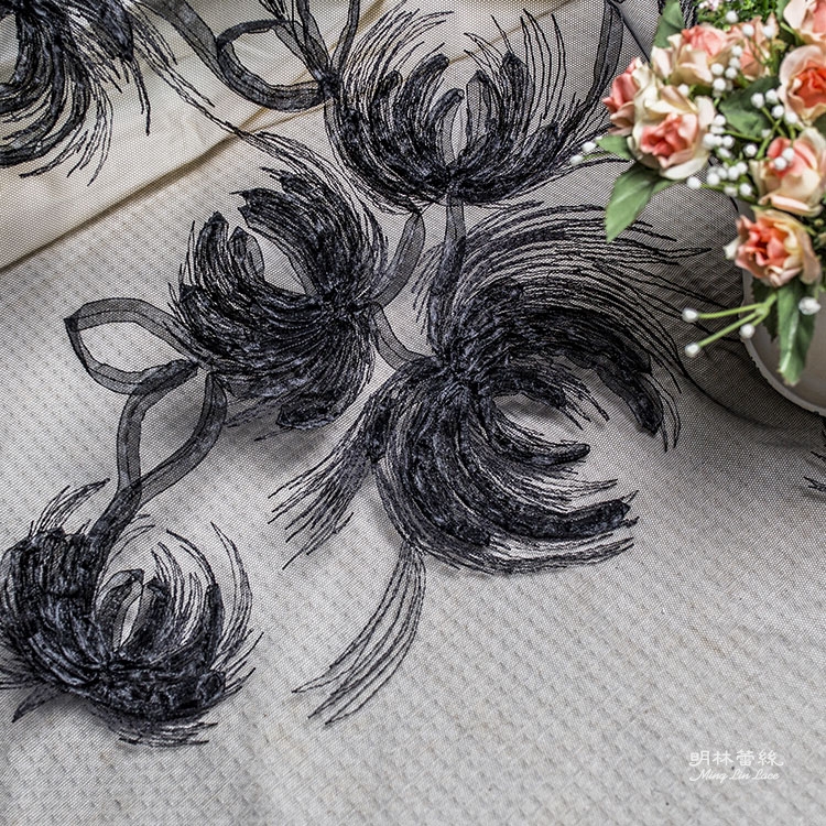 布碼蕾絲-網狀蕾絲法式浪漫華麗立體蕾絲天鵝毛造型花邊-寬約145公分(黑色)