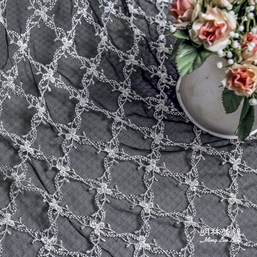 布碼蕾絲-網狀蕾絲法式浪漫簡約花草網格造型花邊-寬約140公分(黑色)