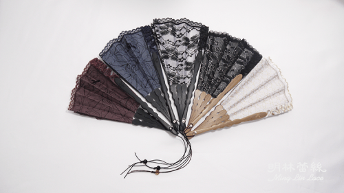 【明林蕾絲-小天馬】精緻古典扇-扇念-台灣製精品 - 全展寬 22.5cmx 高21.5cm(共10色) 【明林蕾絲-小天馬】精緻古典扇-扇念-台灣製精品 - 全展寬 22.5cmx 高21.5cm(共10色)