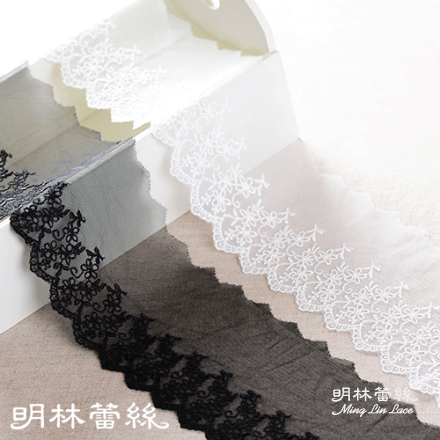 【明林蕾絲-小天馬】歐式浪漫花板-連綴直板小花朵滾邊蕾絲條碼-MIT台灣製-寬約9cmx長30cm (米白) 【明林蕾絲-小天馬】歐式浪漫花板-連綴直板小花朵滾邊蕾絲條碼-MIT台灣製-寬約9cmx長30cm (米白)