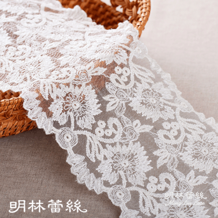 【明林蕾絲-小天馬】歐式浪漫花板-棉紗立體花款蕾絲條碼-MIT台灣製-寬約16.5cmx長30cm (米黃)