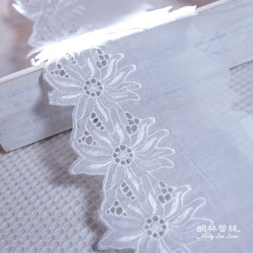 棉布蕾絲-法式浪漫華麗縷空花朵花邊-寬約11公分